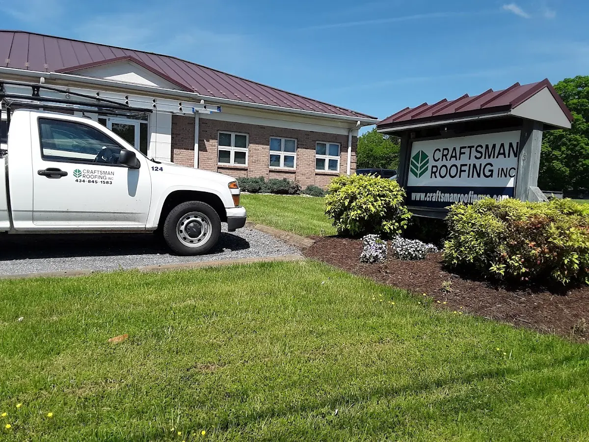 Quality Roof Replacement by experienced craftsmen in Vandiver Heights